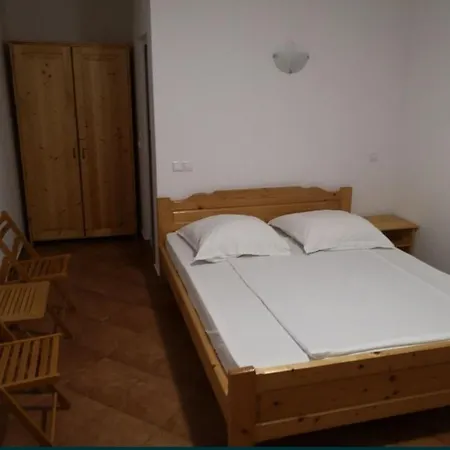 Casa Mihalache Costineşti